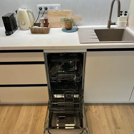 Japandi Pearl Designed Studio,parking ,aircon, O2