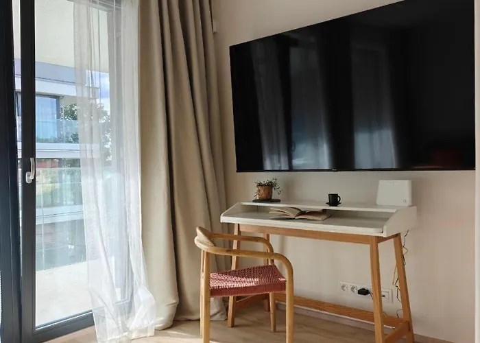 Japandi Pearl Designed Studio,parking ,aircon, O2 Διαμέρισμα Πράγα